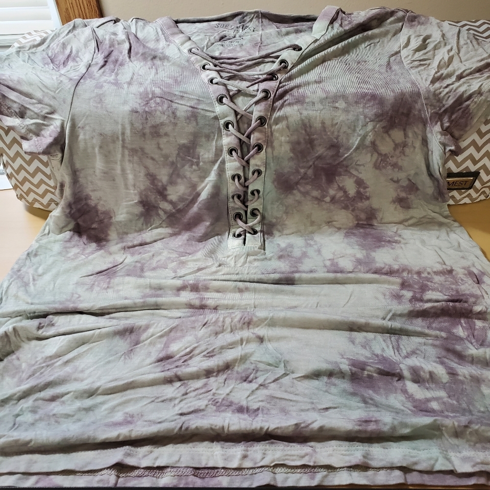 American eagle tie down t shirt. Size M